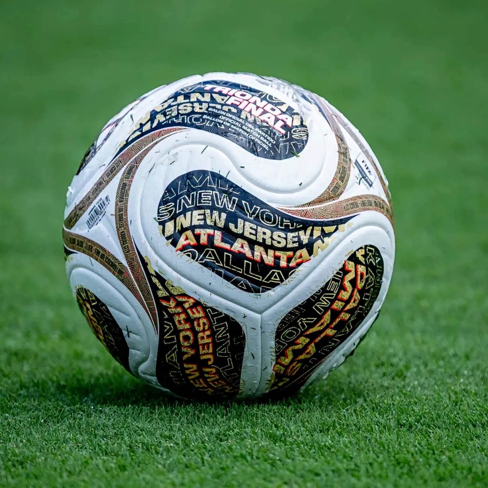 Adidas Trionda Pro Final ball