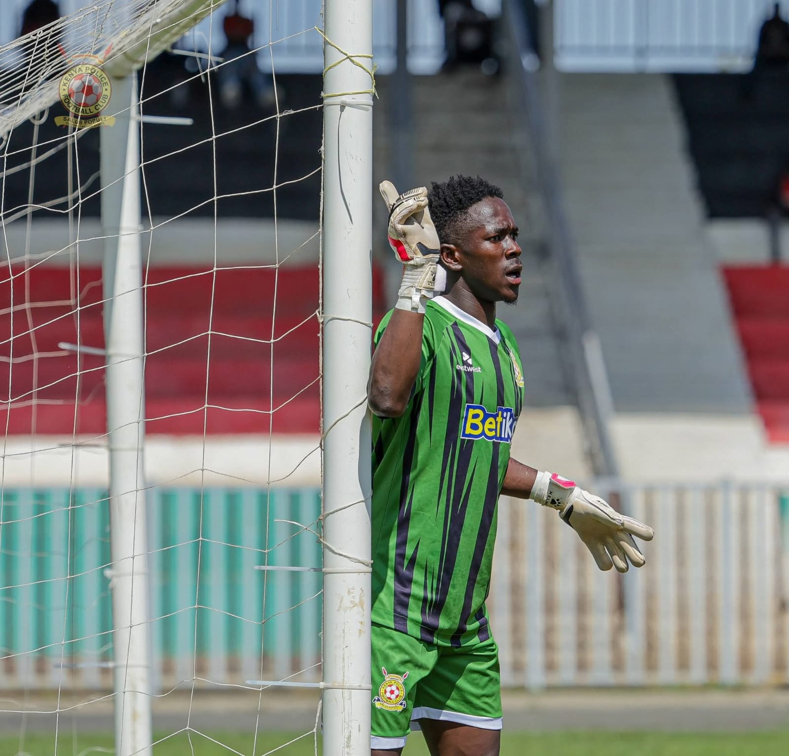 Kenyan goalkeeper wearing Kelme K-Paw gloves